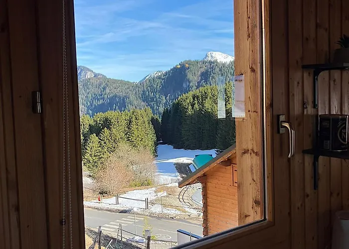 Chalet Carre Le Biot